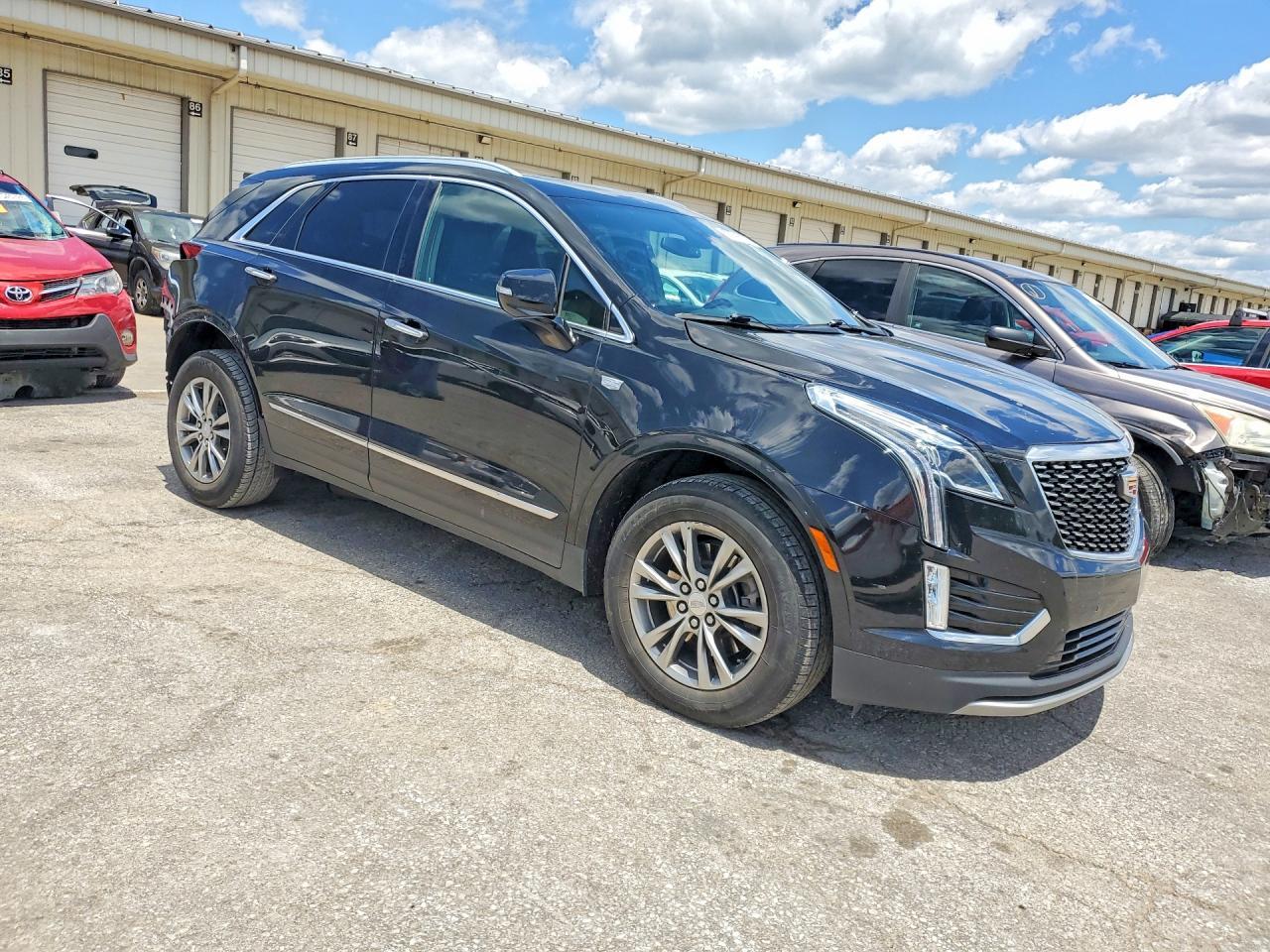 2023 Cadillac Xt5 Premium Luxury - Image 4