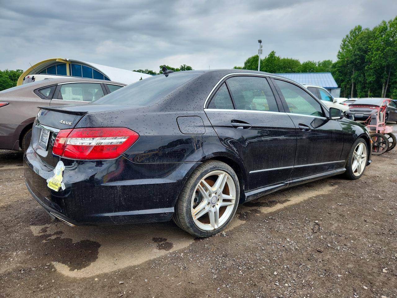 2013 Mercedes-Benz E 350 4Matic - Фото 3