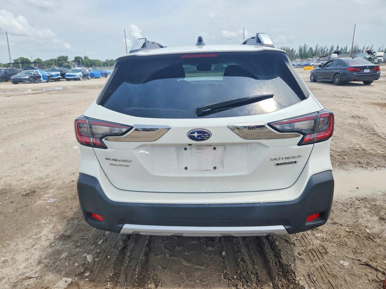 2023 Subaru Outback Touring - Image 6