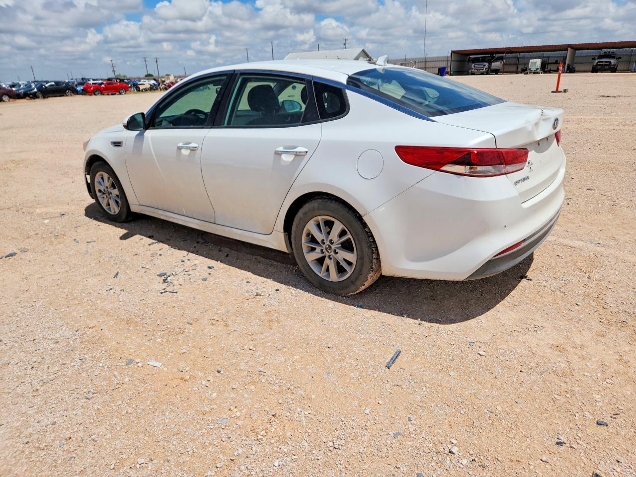 2018 Kia Optima Lx - Фото 2