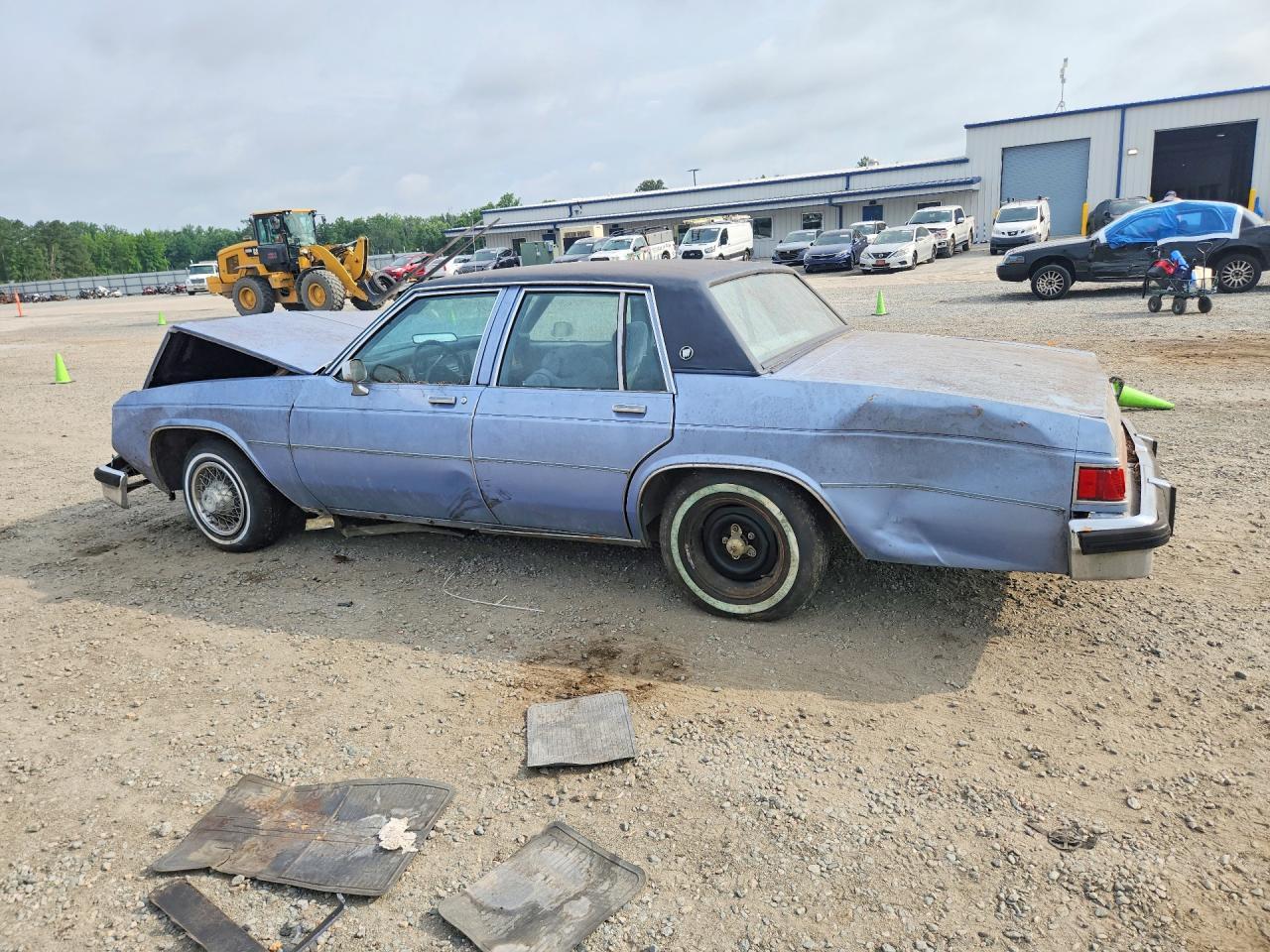 1984 Buick Lesabre Custom - Фото 2