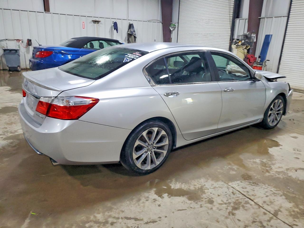 2014 Honda Accord Sport - Image 3