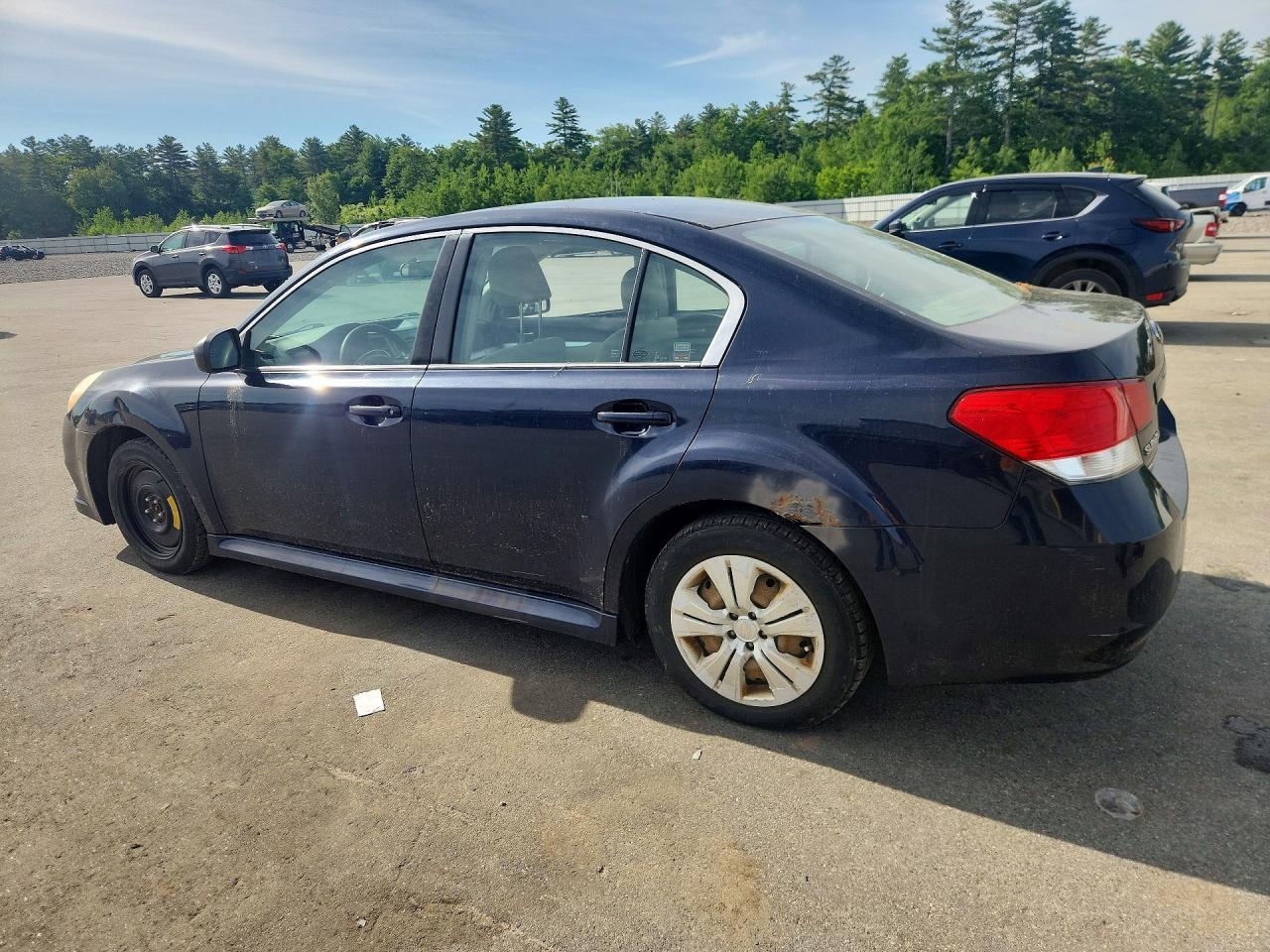 2012 Subaru Legacy 2.5I - Фото 2