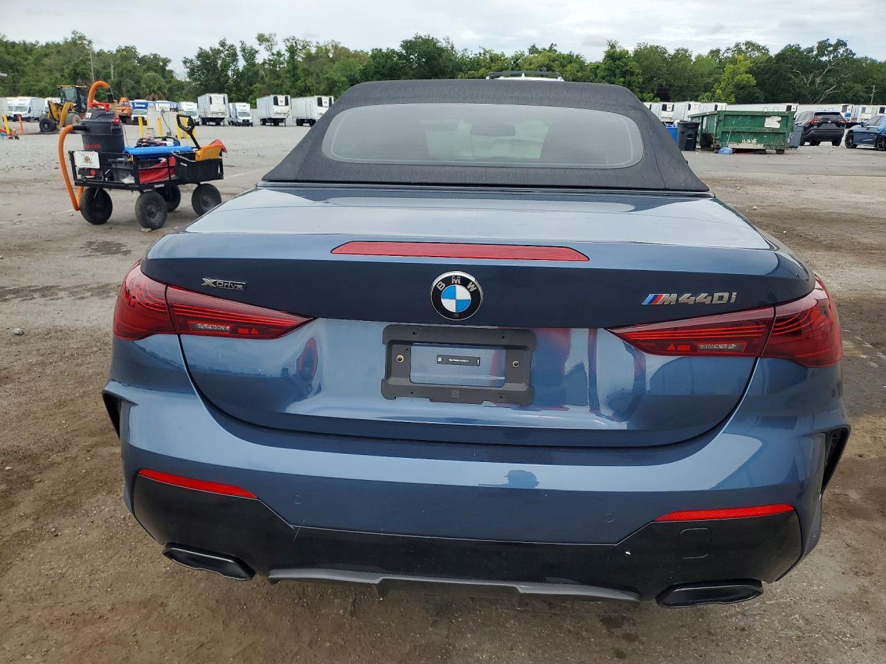 2026 BMW M440Xi - Фото 6