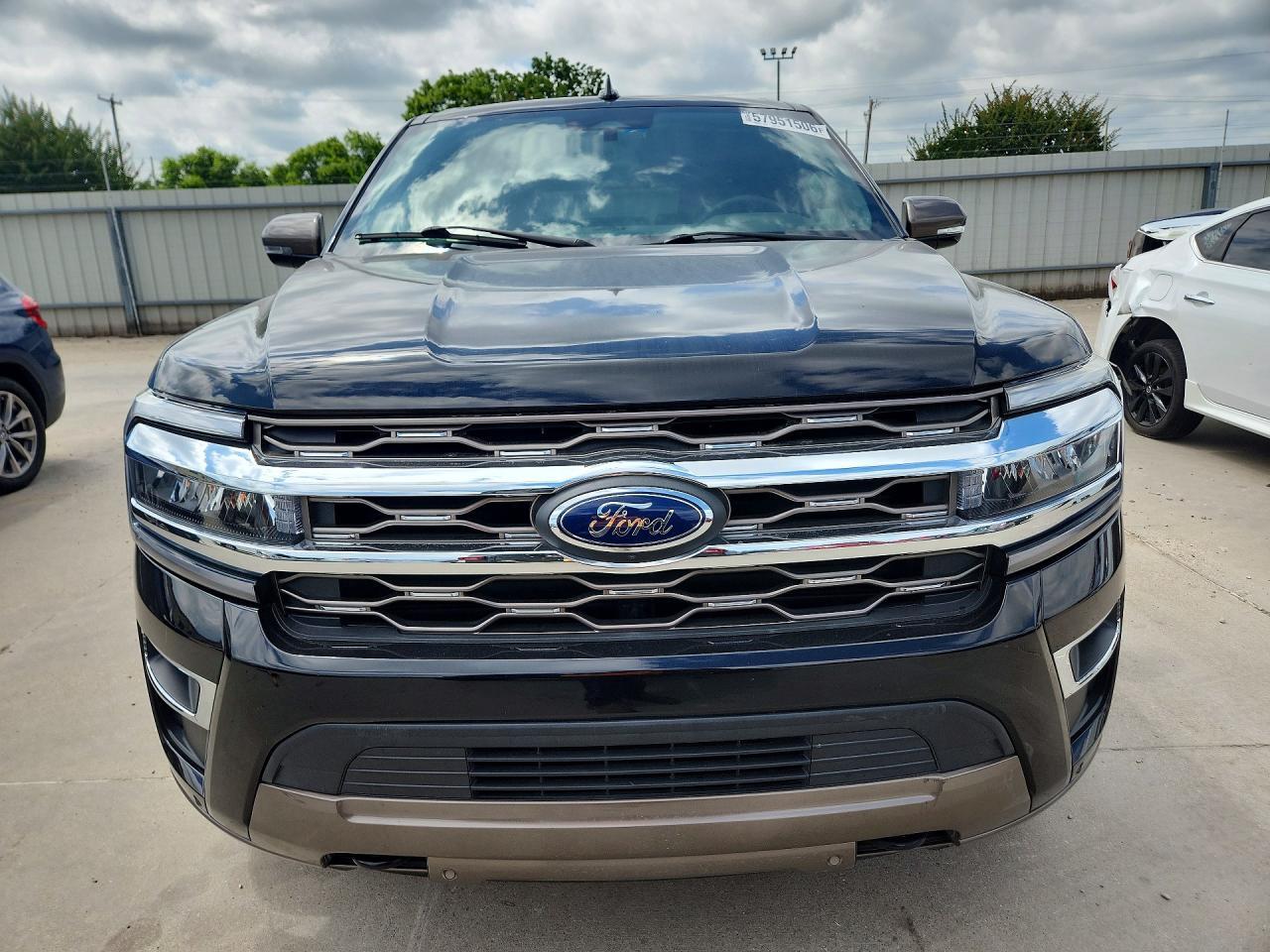 2022 Ford Expedition Max King Ranch - Image 5