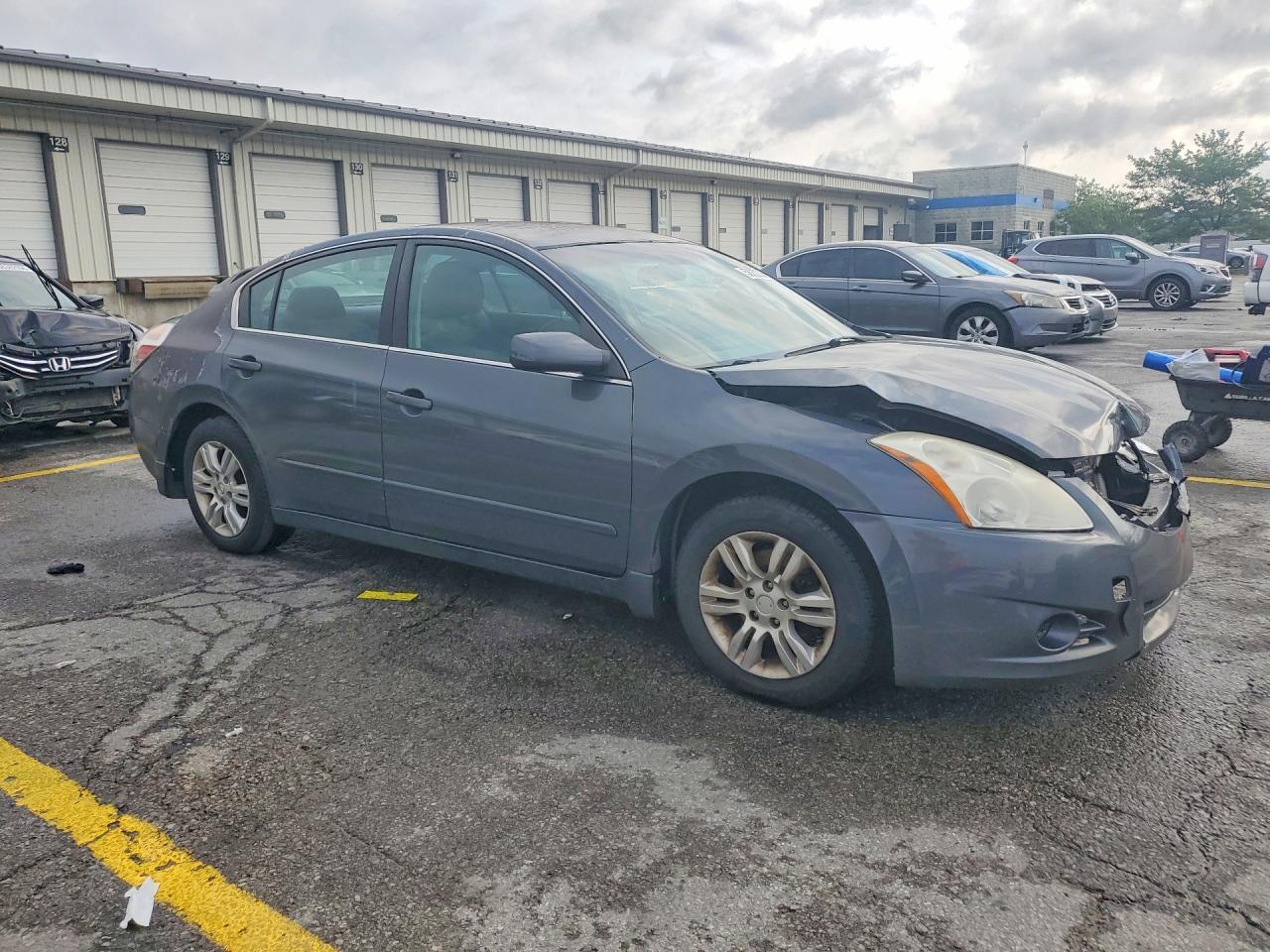 2011 Nissan Altima 2.5 - Фото 4