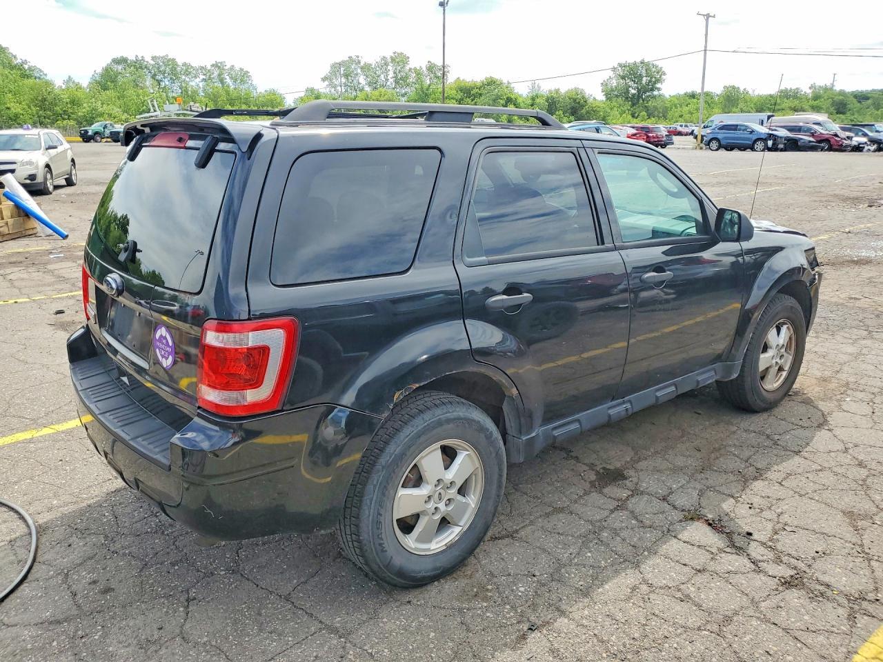 2012 Ford Escape Xlt - Фото 3