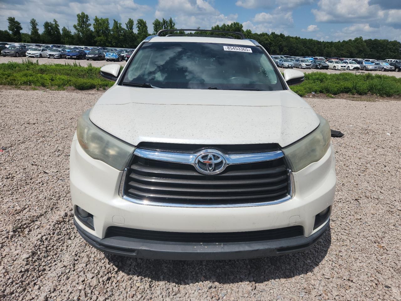 2015 Toyota Highlander Xle - Image 5