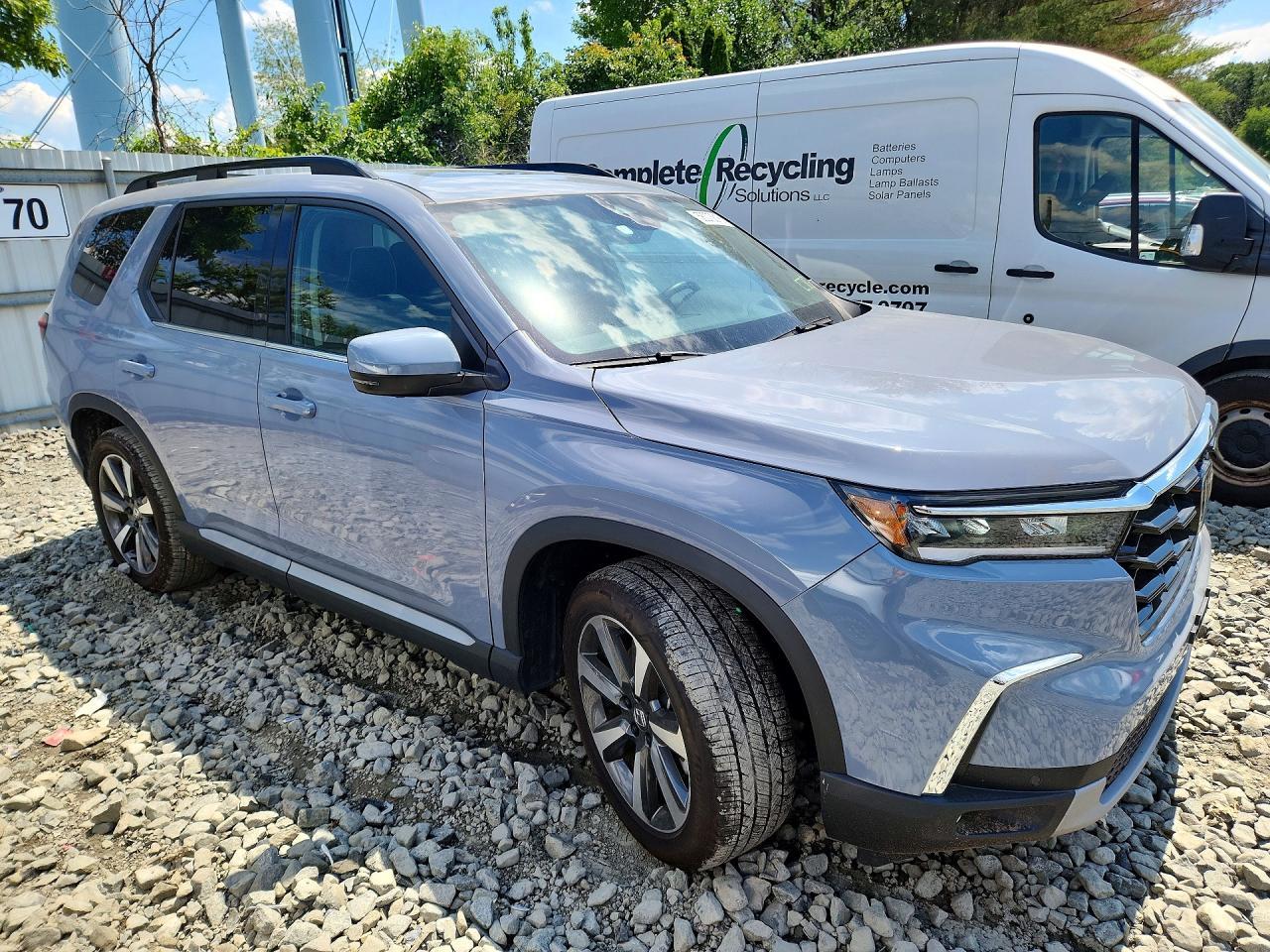 2025 Honda Pilot Elite - Image 4