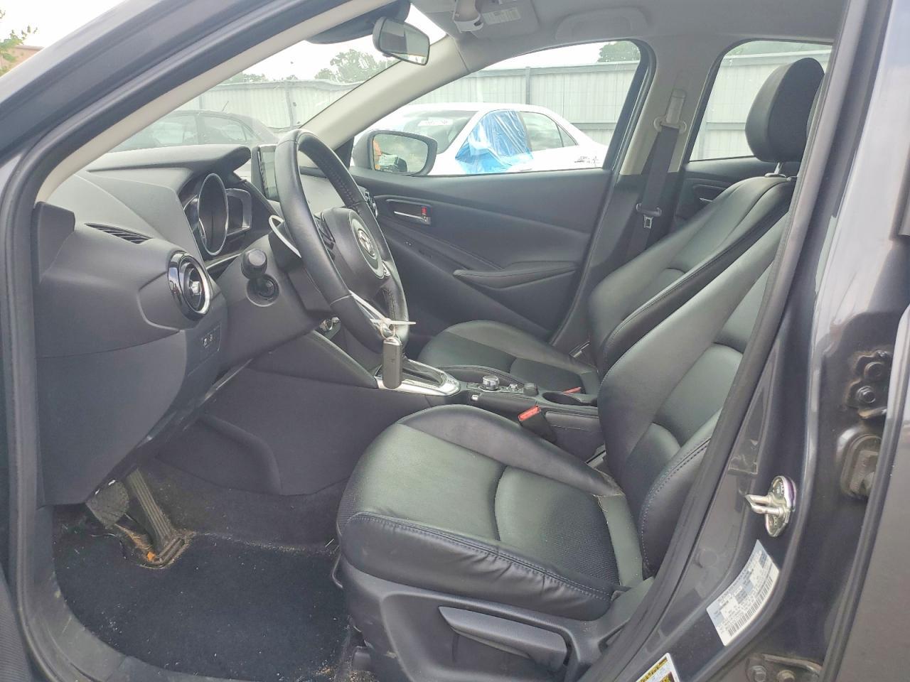 2020 Toyota Yaris Hatchback Xle - Image 7