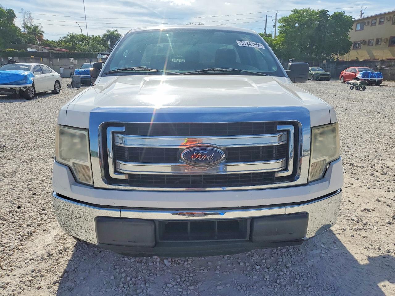 2014 Ford F150 - Фото 5