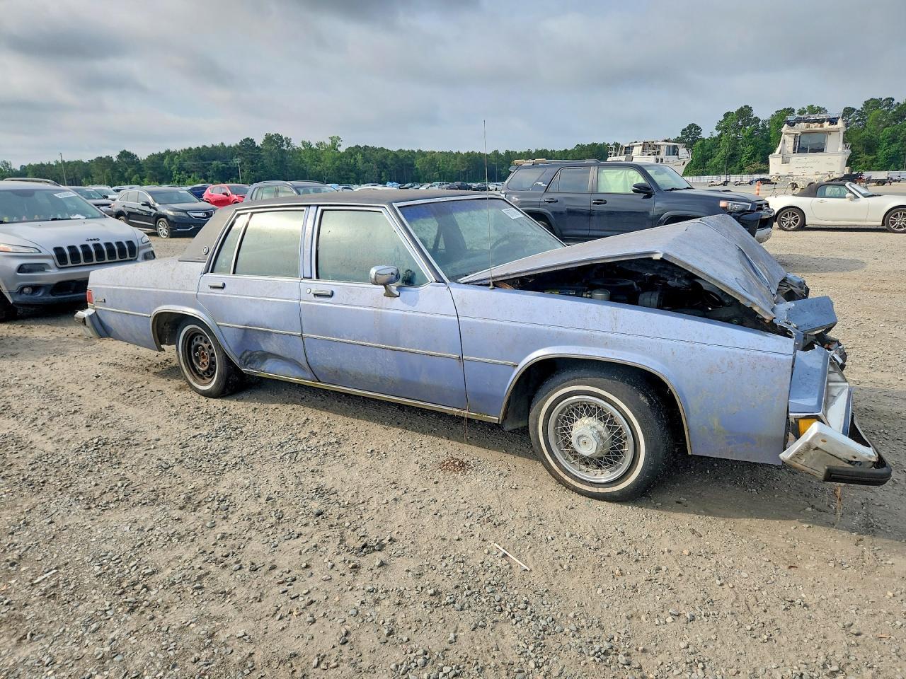 1984 Buick Lesabre Custom - Фото 4