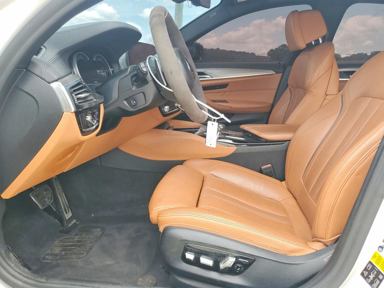 2018 BMW M550Xi - Image 7