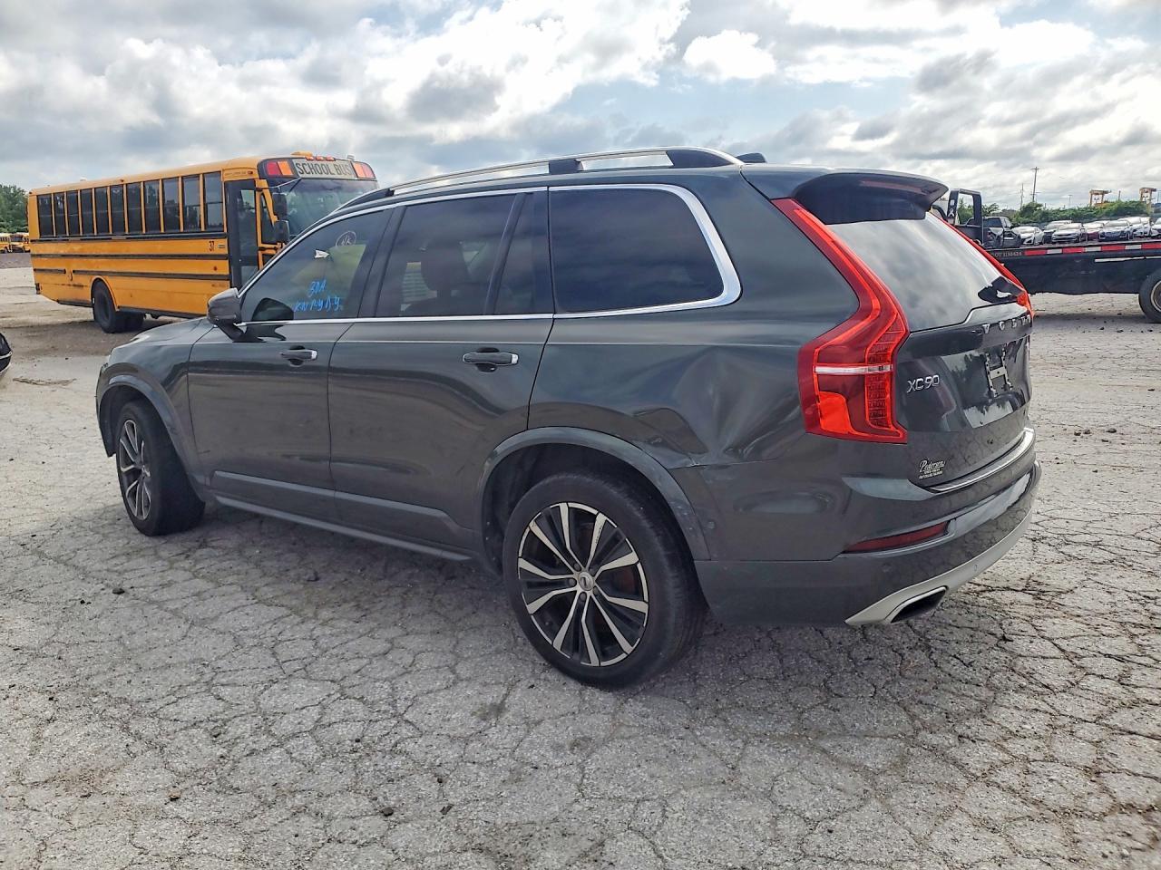 2018 Volvo Xc90 T6 - Image 2