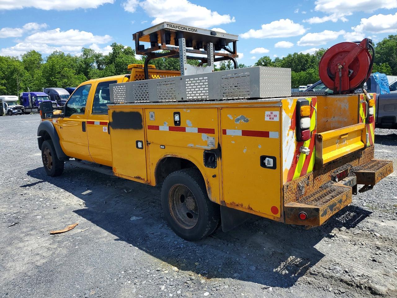 2015 Ford F550 Xl - Image 2