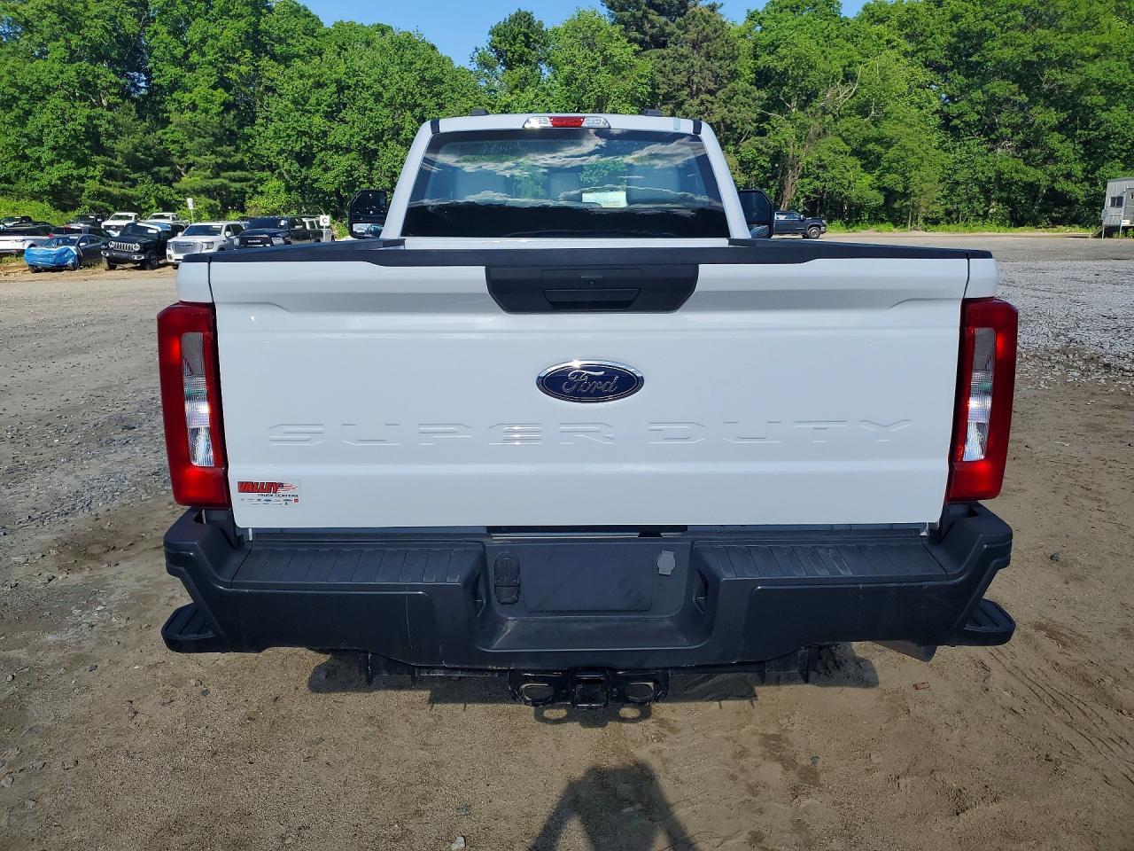2023 Ford F250 Super Duty - Фото 6