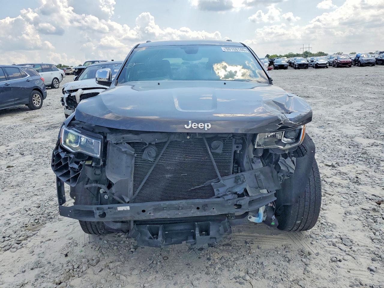 2018 Jeep Grand Cheroke - Image 5