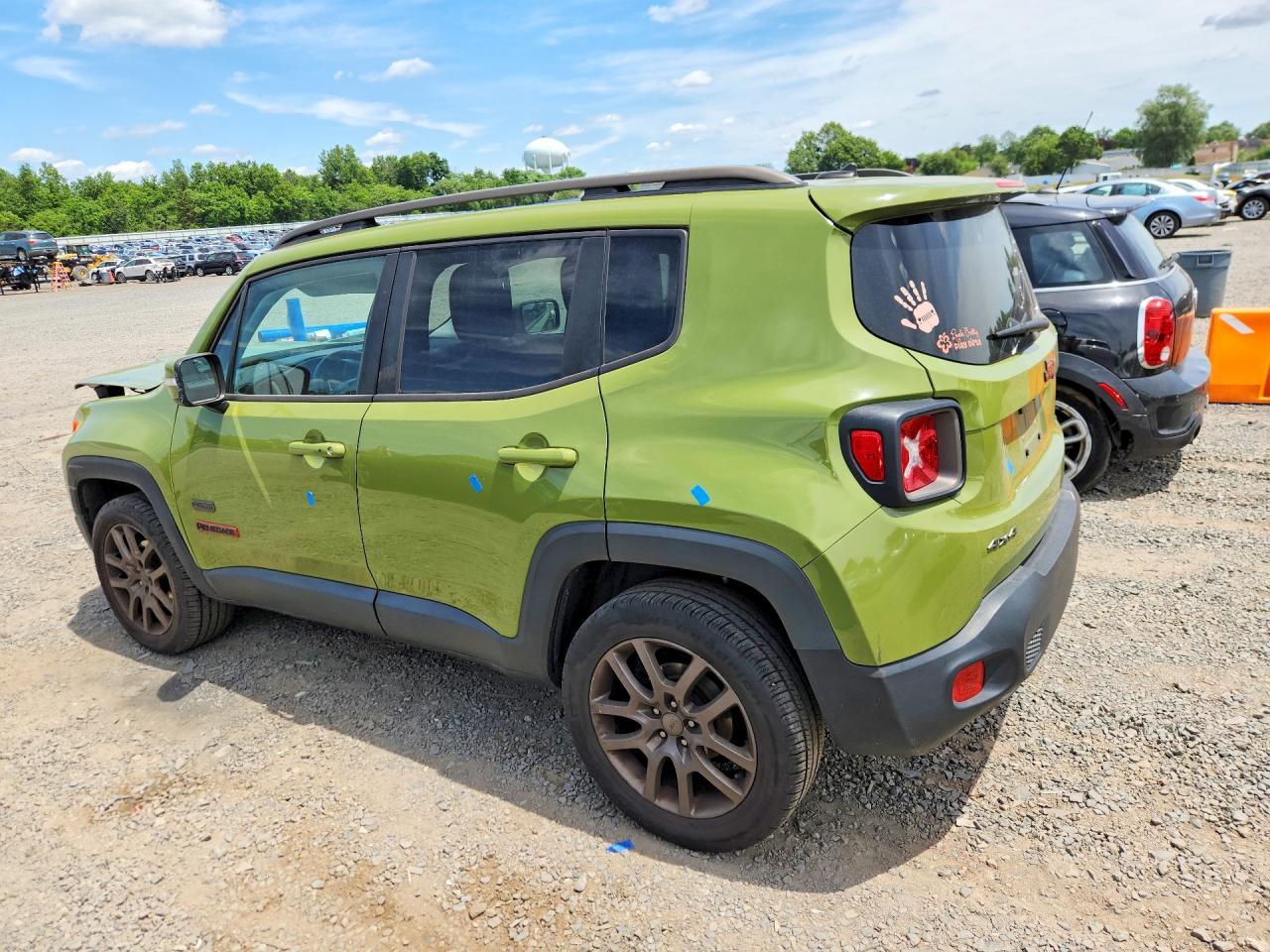 2016 Jeep Renegade Latitude - Фото 2