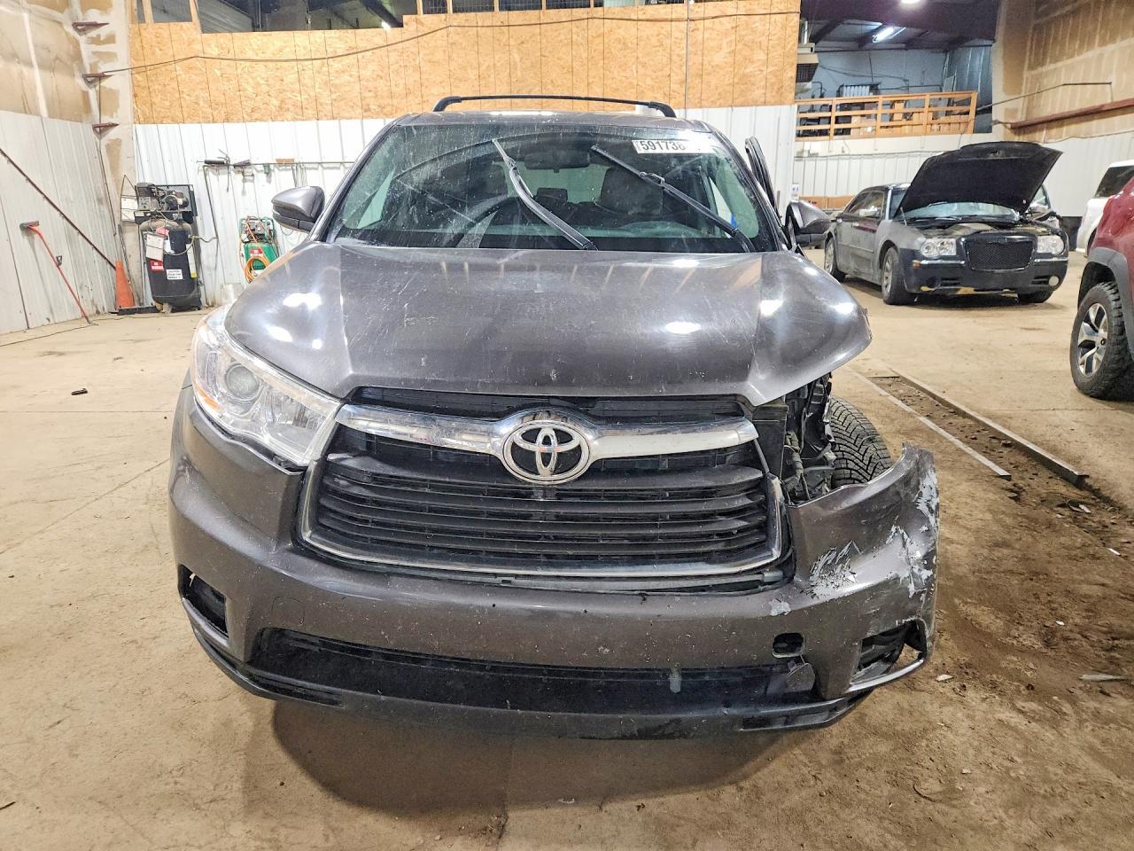 2014 Toyota Highlander Le - Фото 5