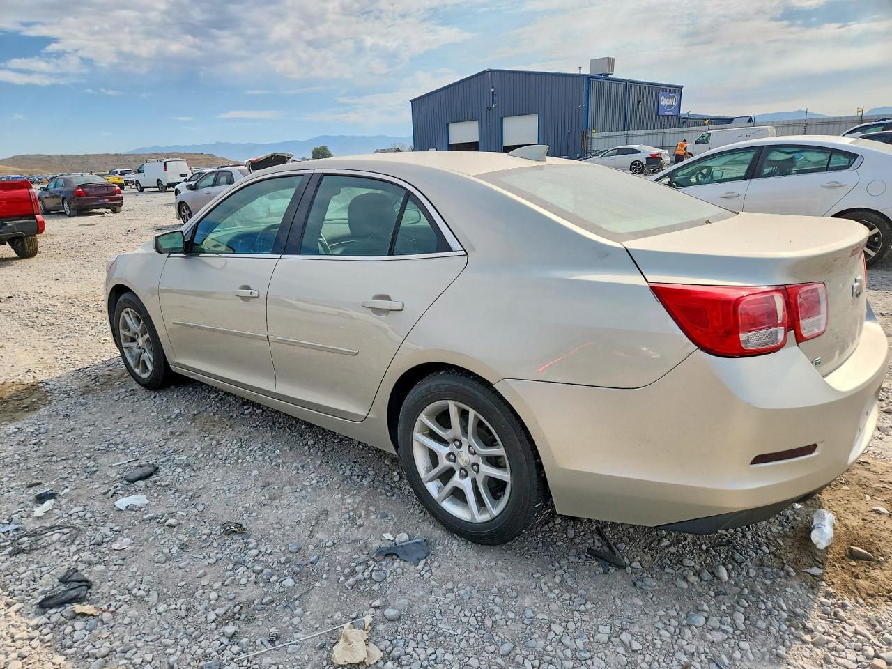 2015 Chevrolet Malibu 1Lt - Фото 2