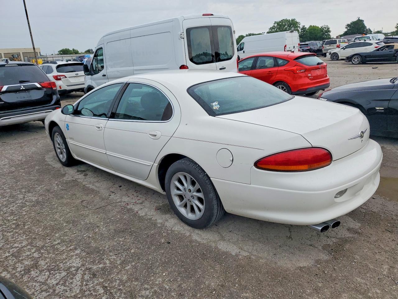 2000 Chrysler Lhs - Фото 2
