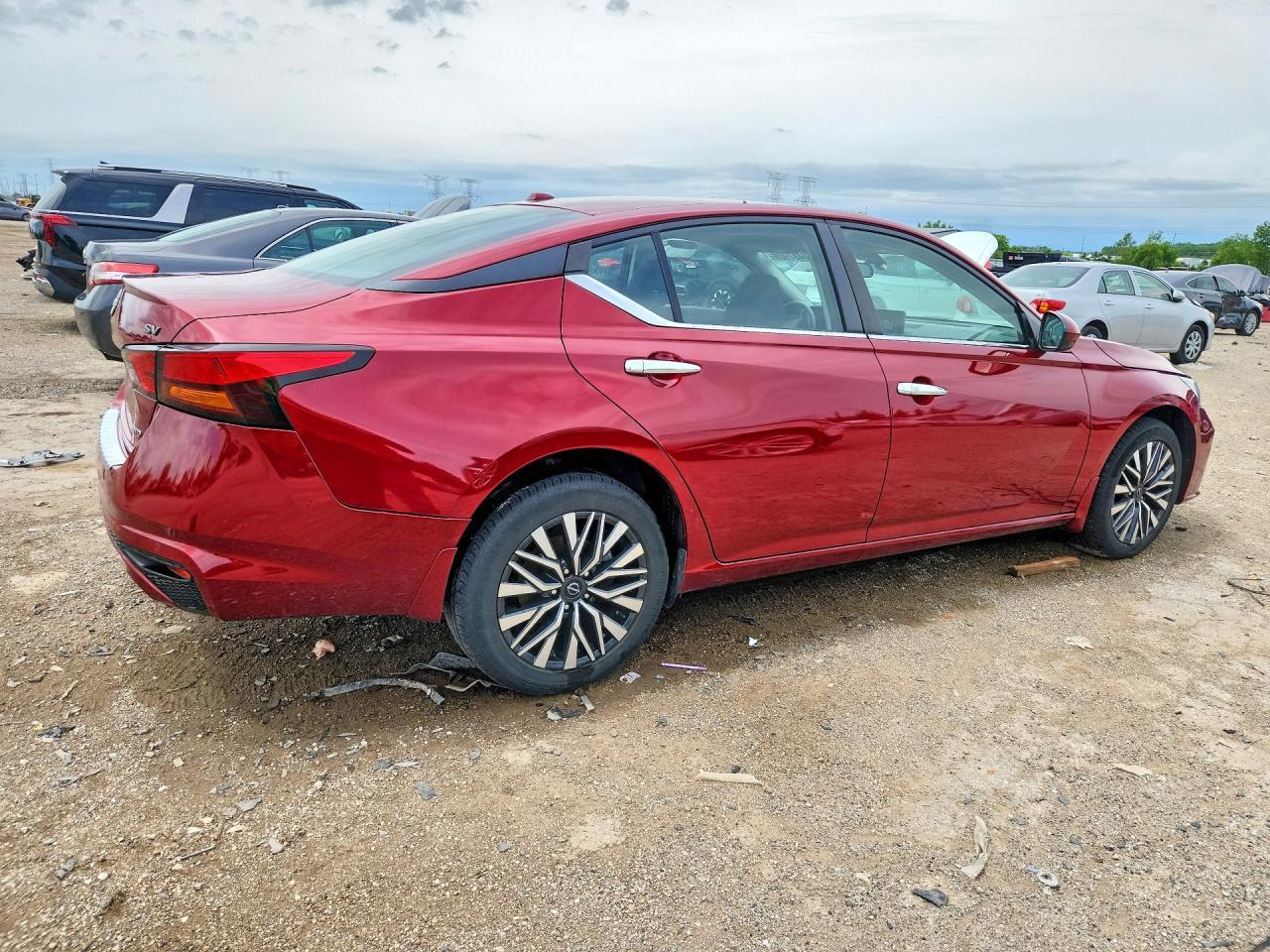 2023 Nissan Altima Sv - Фото 3