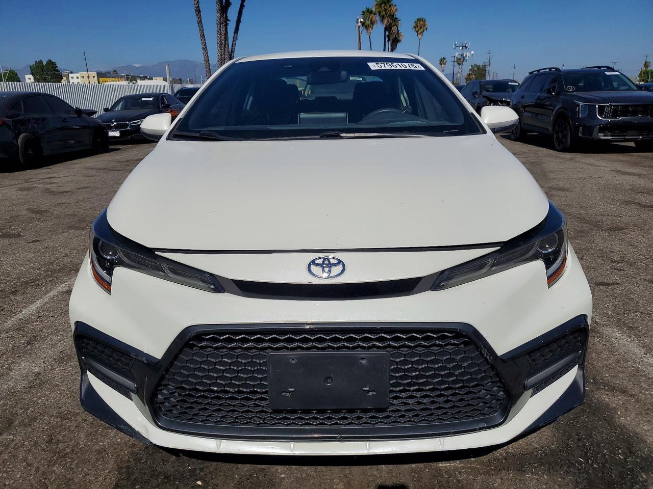 2020 Toyota Corolla Se - Фото 5