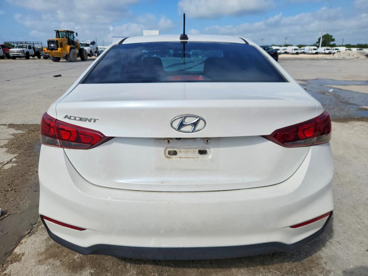 2019 Hyundai Accent Sel - Фото 6
