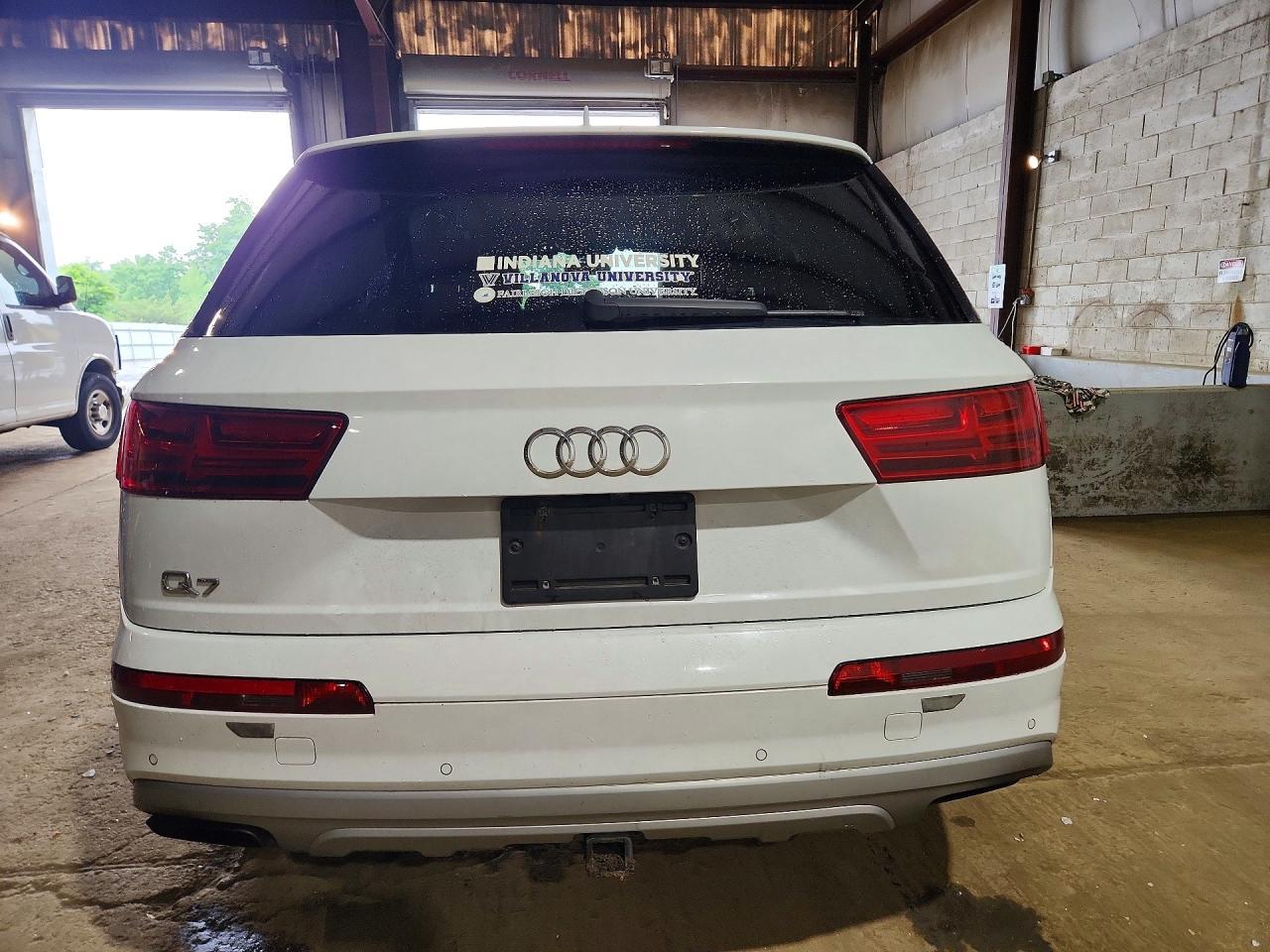 2019 Audi Q7 Premium Plus - Image 6