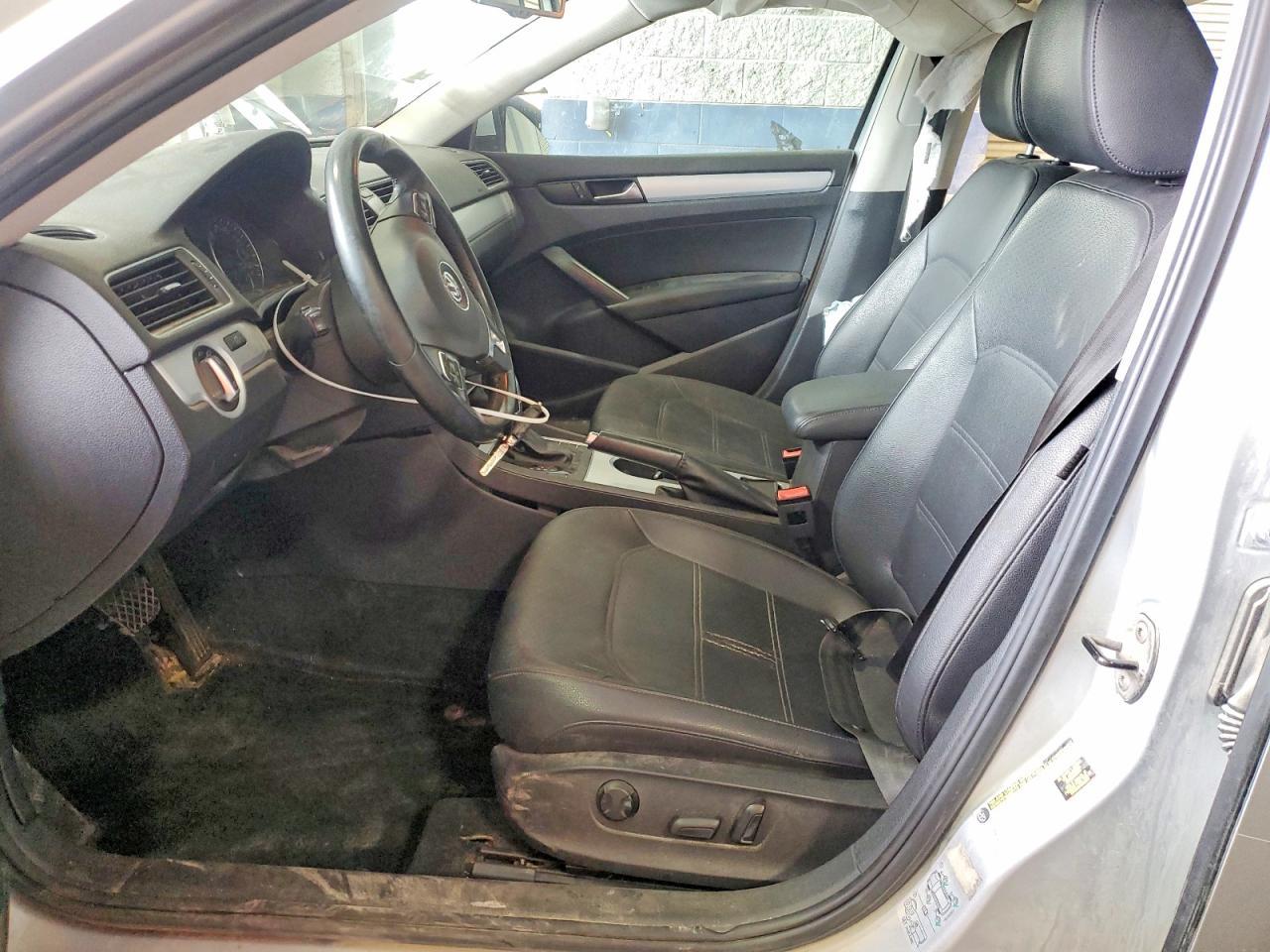 2013 Volkswagen Passat Se - Фото 7