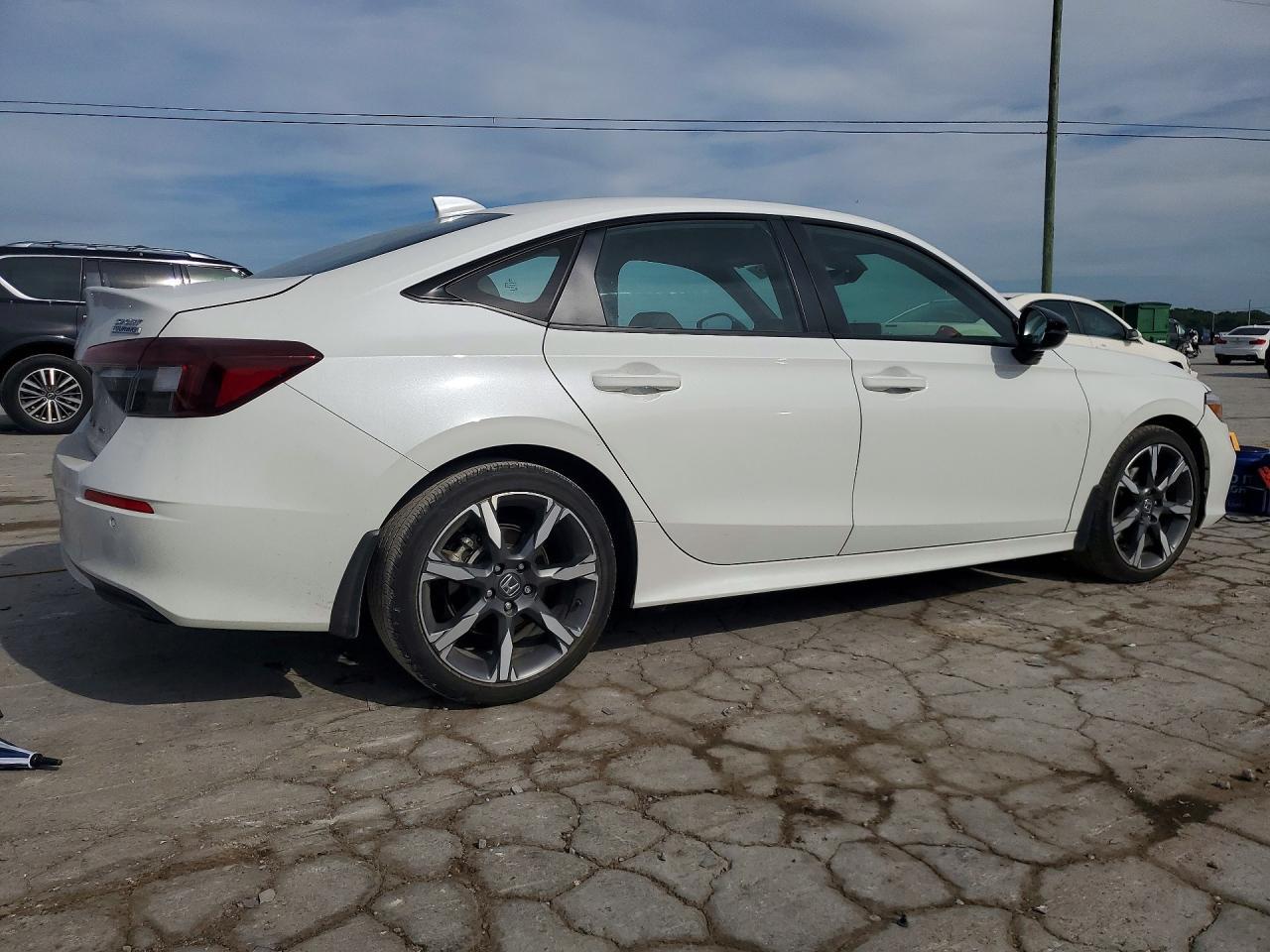 2025 Honda Civic Sport - Фото 3