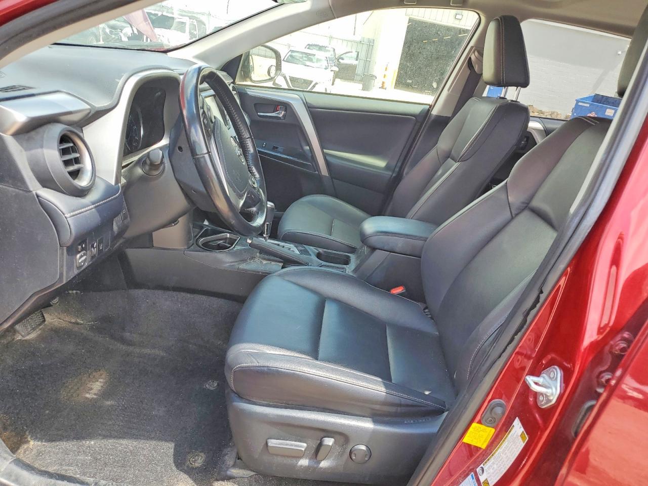2018 Toyota Rav4 - Image 7