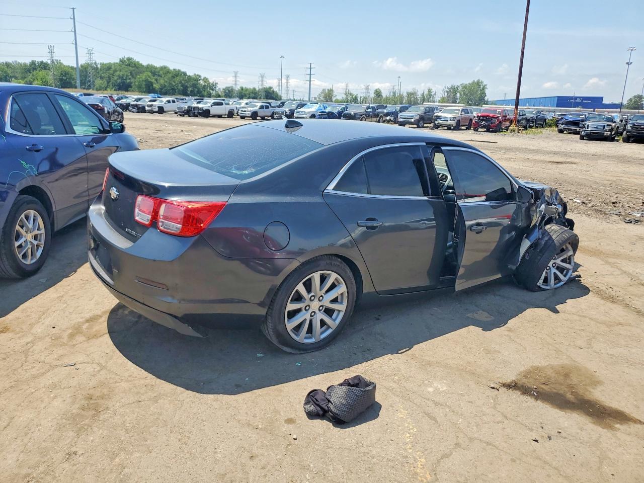 2014 Chevrolet Malibu 2Lt - Image 3