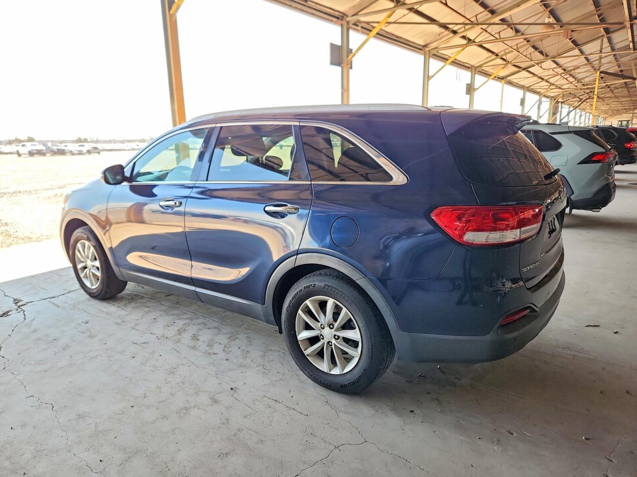 2016 Kia Sorento Lx V6 - Фото 2