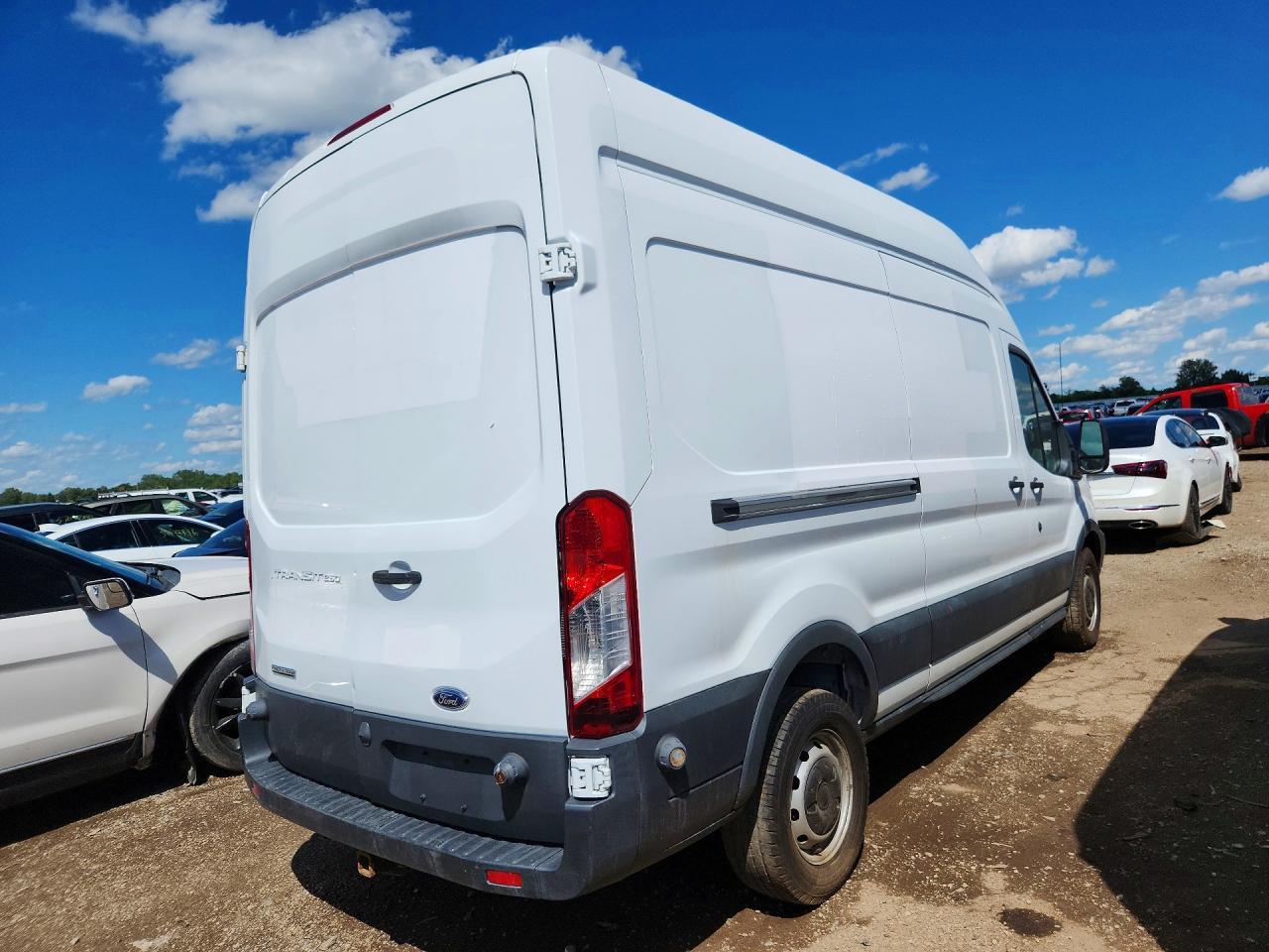 2016 Ford Transit T-250 - Фото 3