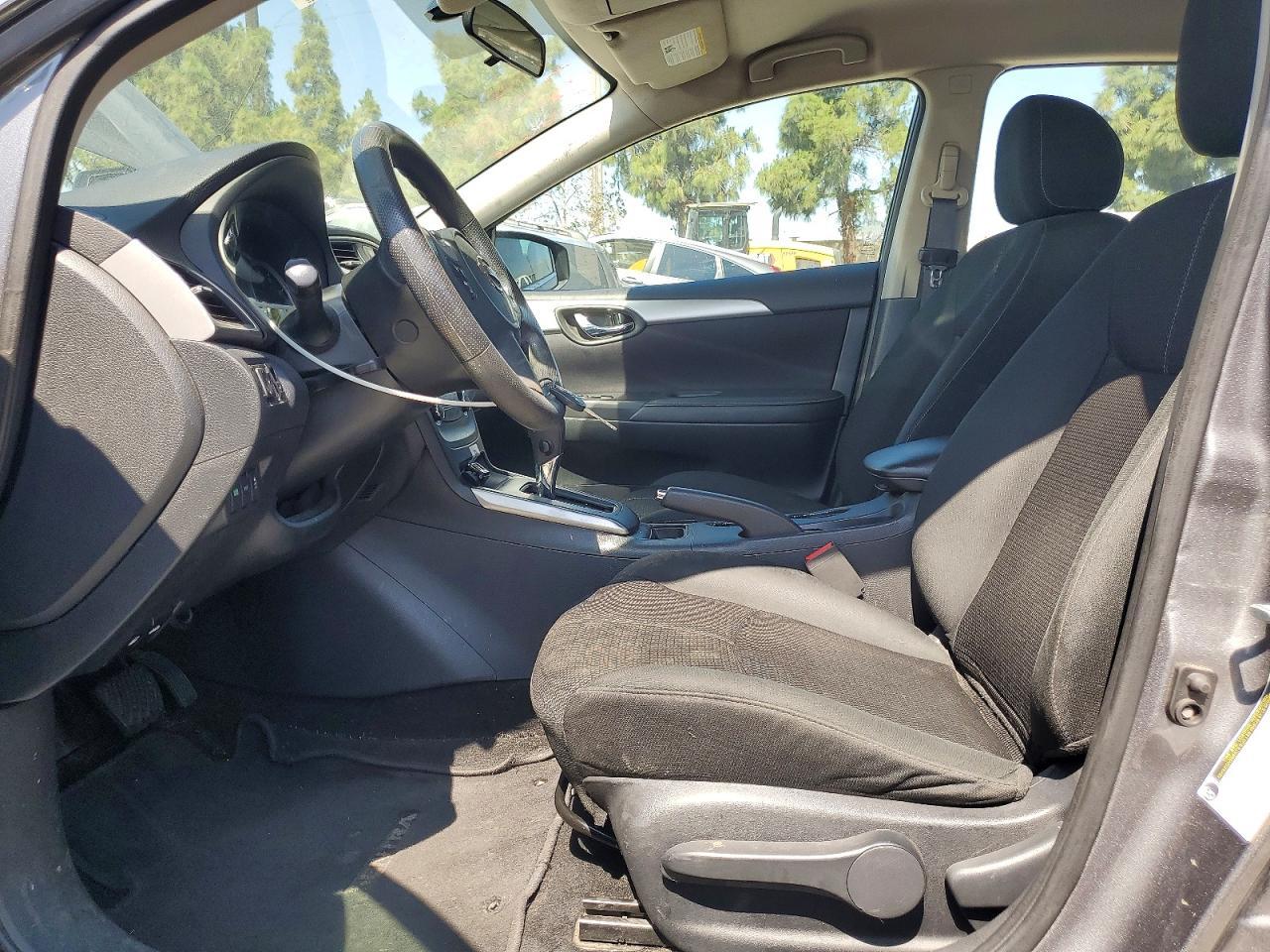 2018 Nissan Sentra S - Фото 7