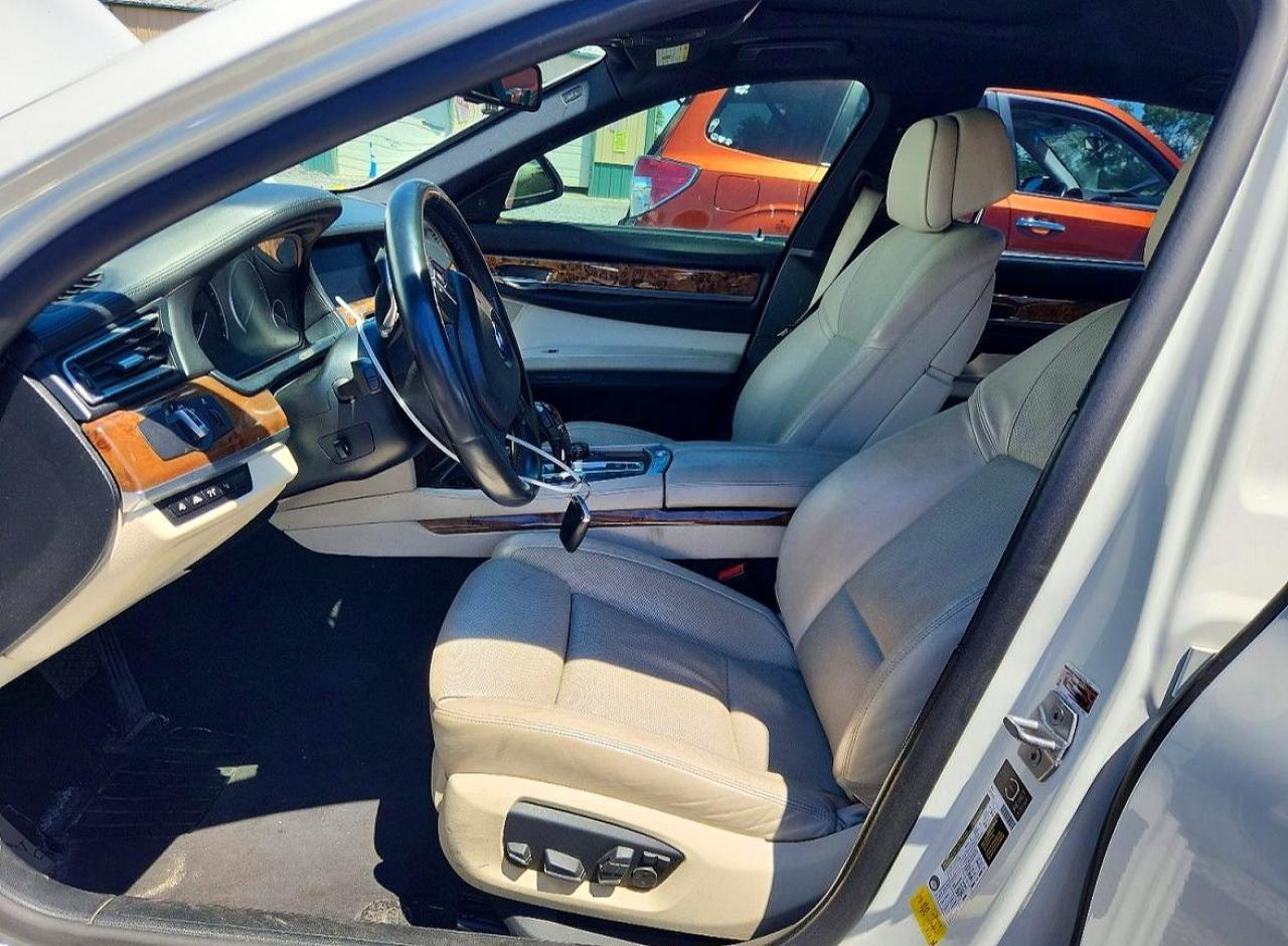 2013 BMW 750 Li - Фото 7