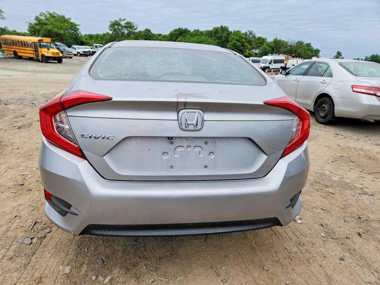 2017 Honda Civic Lx - Фото 6