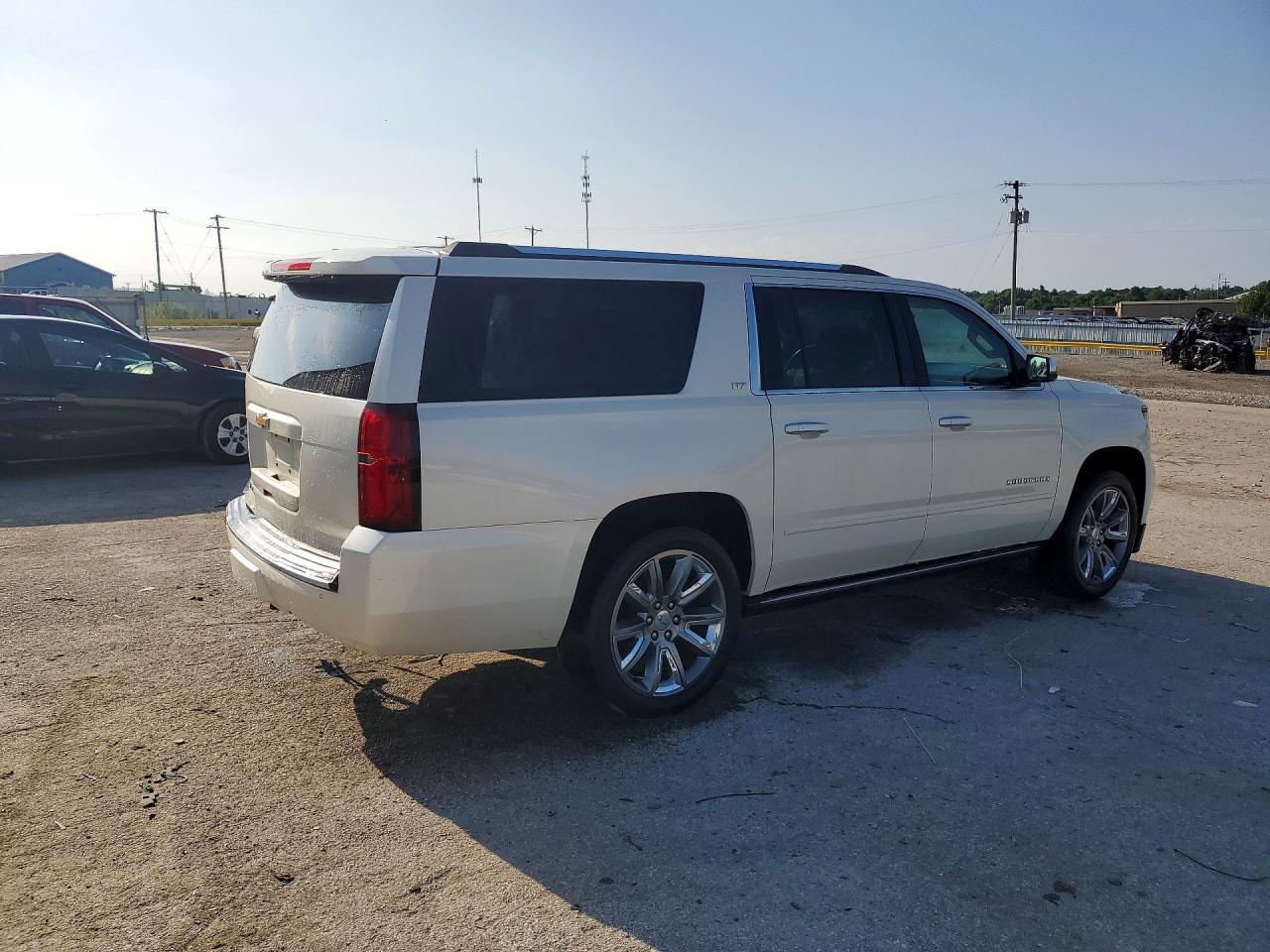 2015 Chevrolet Suburban K1500 Ltz - Фото 3