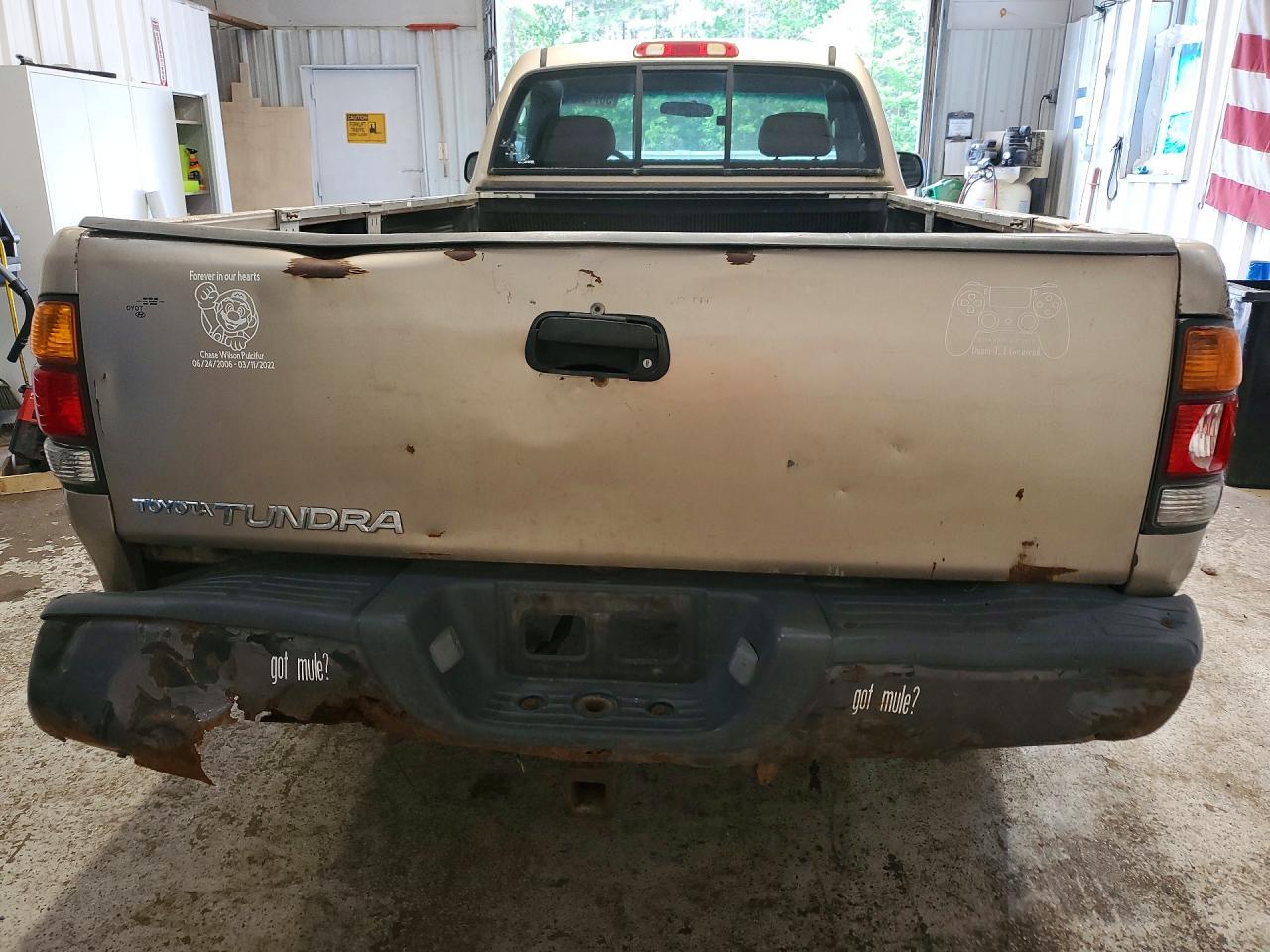 2004 Toyota Tundra Base - Фото 6