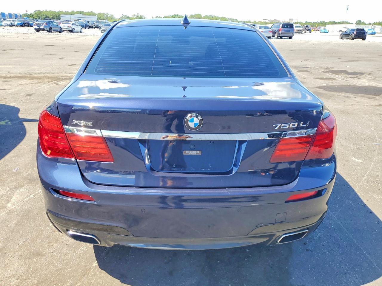 2014 BMW 750 Lxi - Image 6