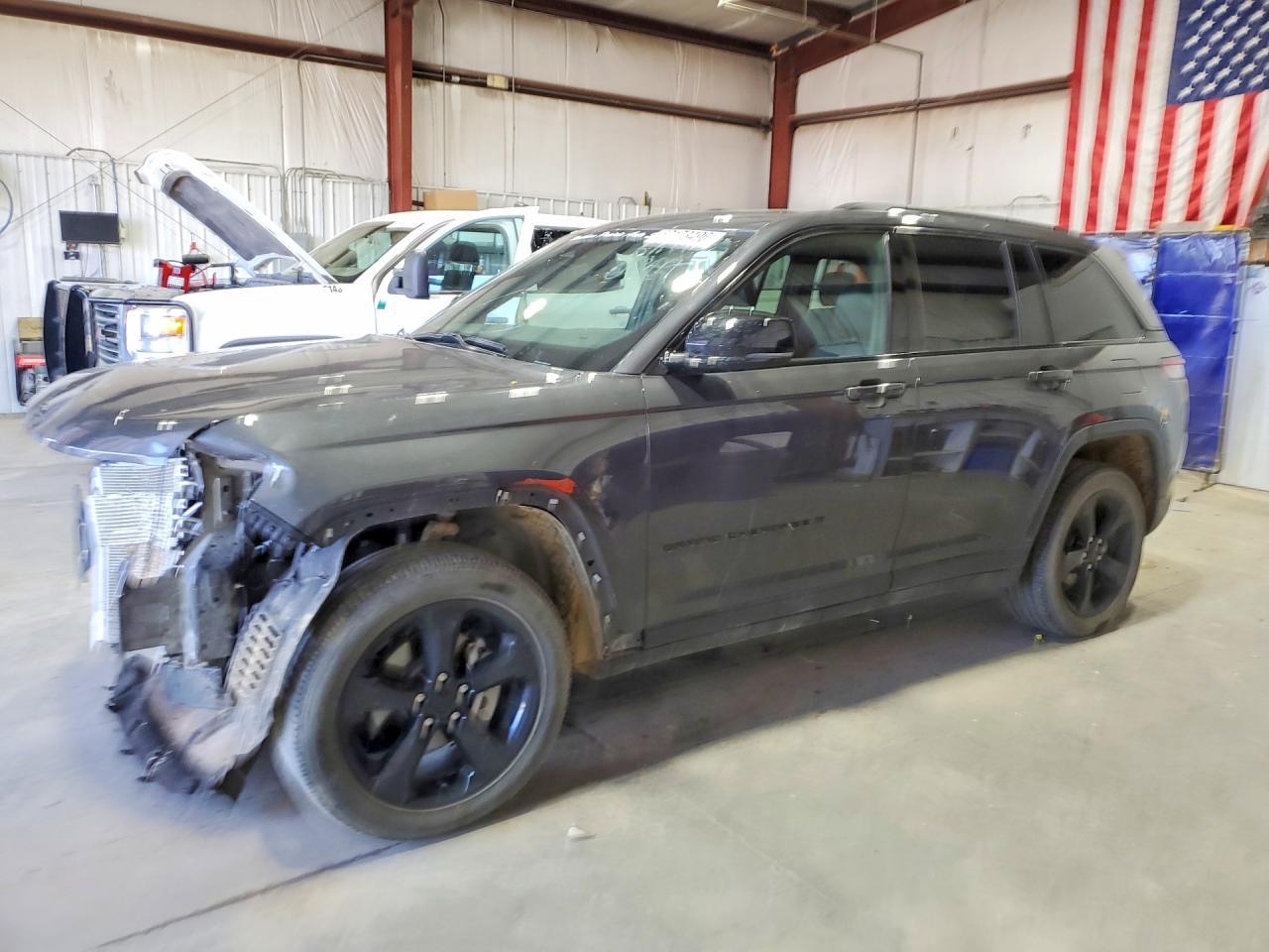 2024 Jeep Grand Cherokee Laredo