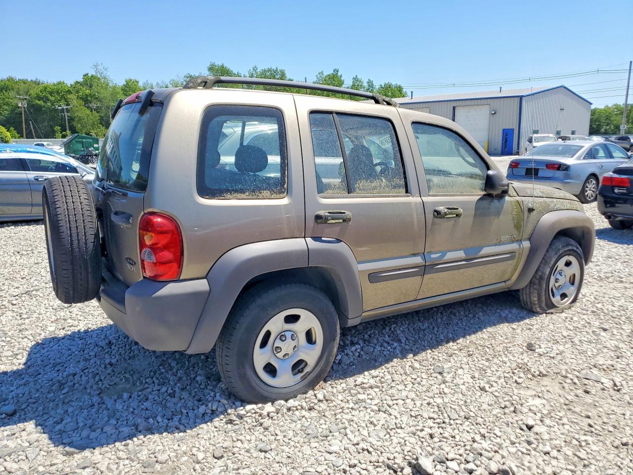 2004 Jeep Liberty Sport - Image 3