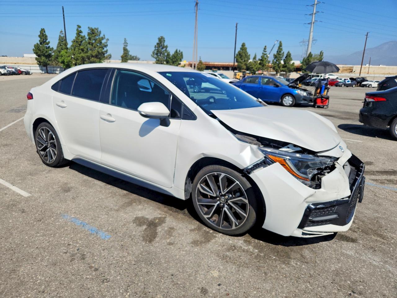 2020 Toyota Corolla Se - Фото 4