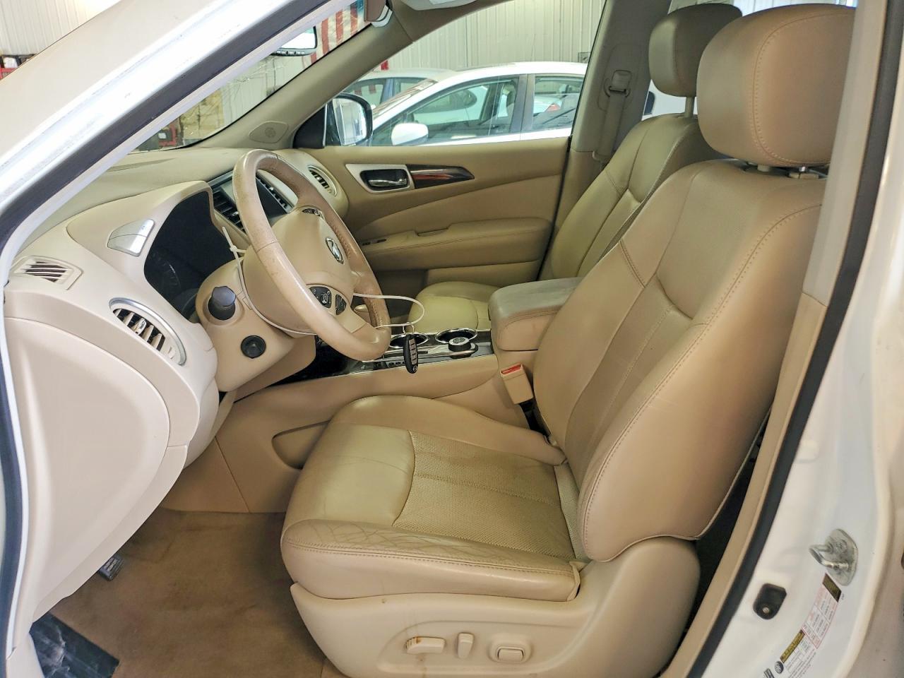 2013 Nissan Pathfinder S - Image 7