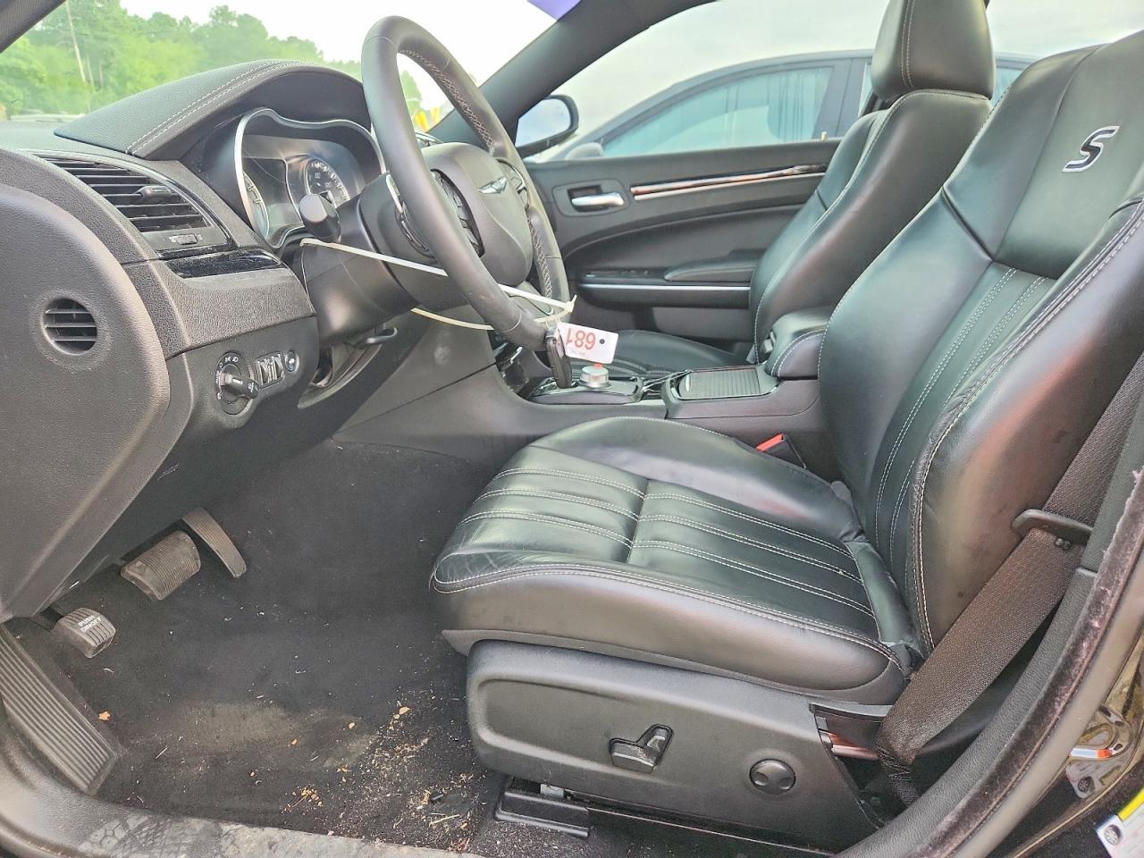 2022 Chrysler 300 S - Фото 7