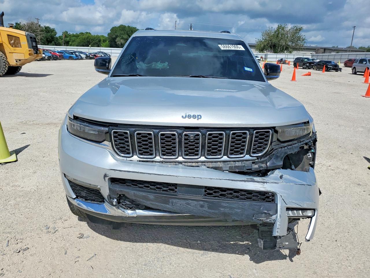 2022 Jeep Grand Cherokee L Limited - Image 5
