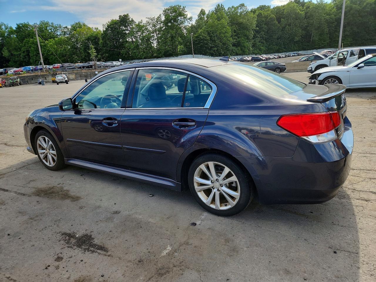 2013 Subaru Legacy 2.5I Limited - Image 2