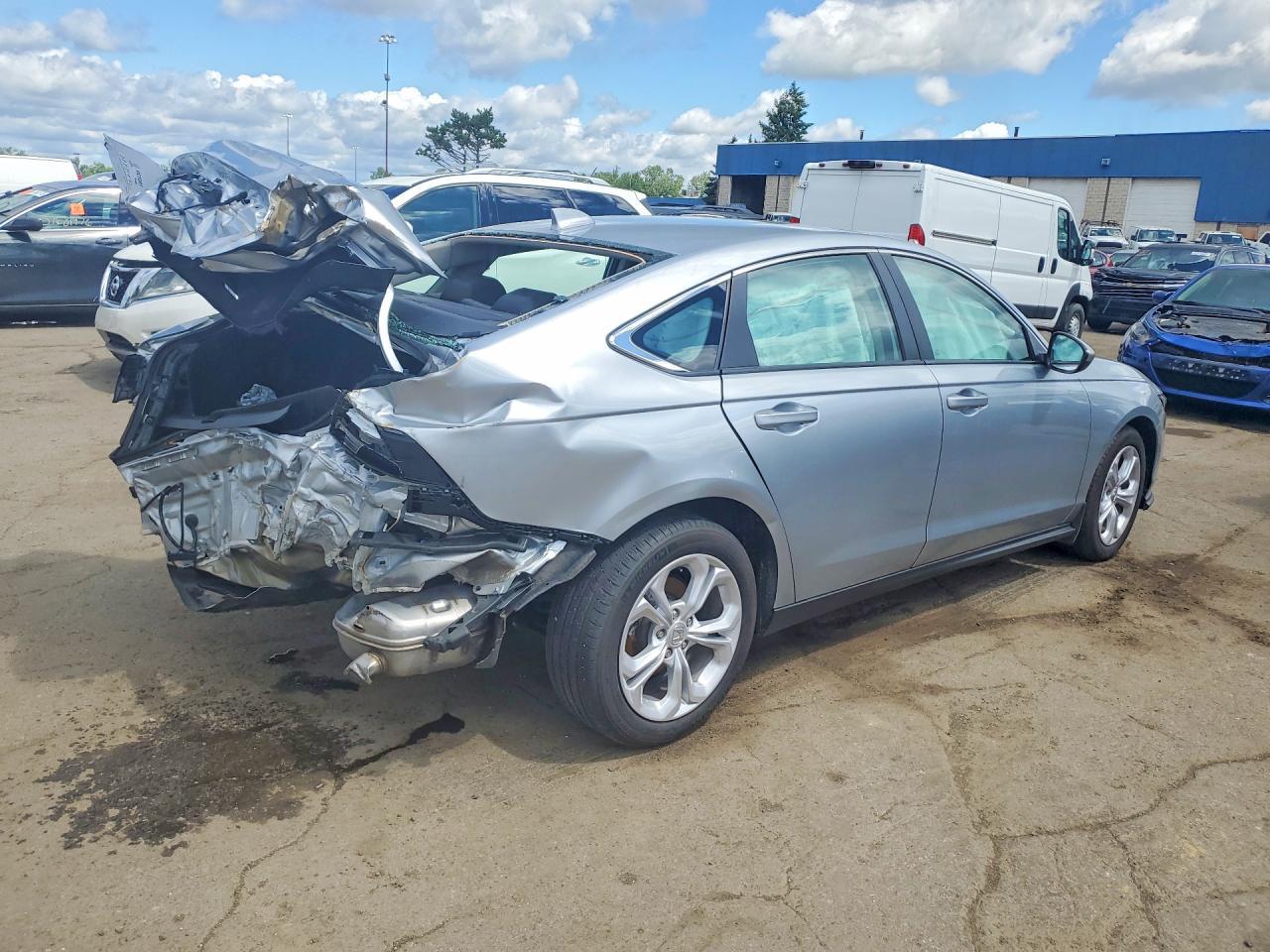 2025 Honda Accord Lx - Фото 3