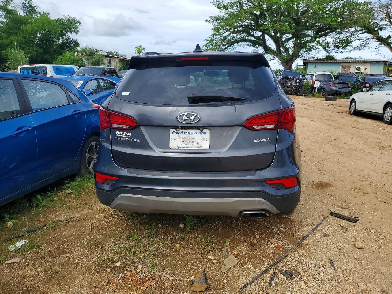2017 Hyundai Santa Fe Sport 2.4L - Image 6